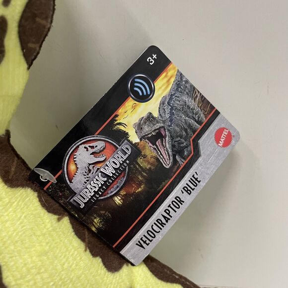 Velociraptor Blue Jurassic World Legacy Collection Electronic Plush Figure 2021 - Picture 2 of 3